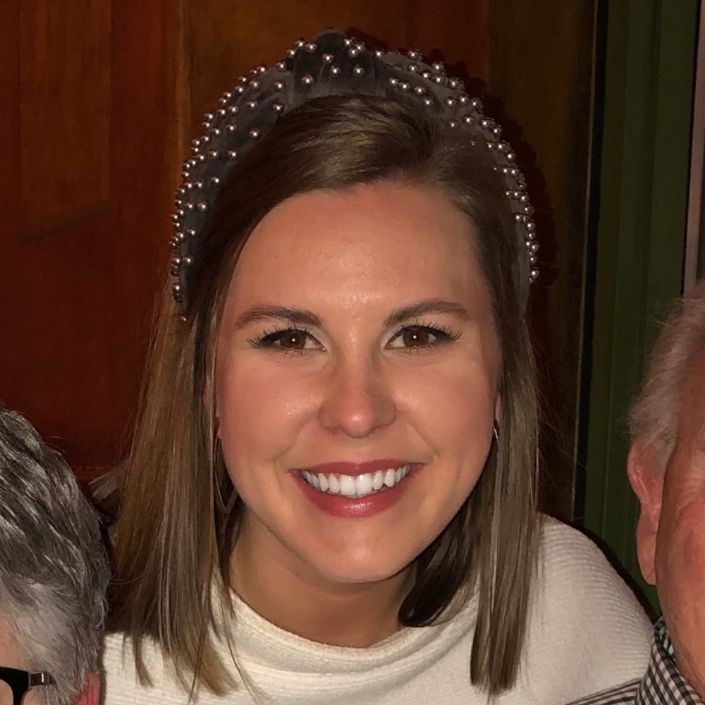 Meet your Posher, Caroline